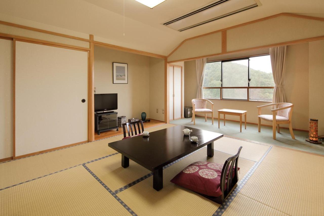 Sanazawa-No-Mori Hotel Numata  Room photo